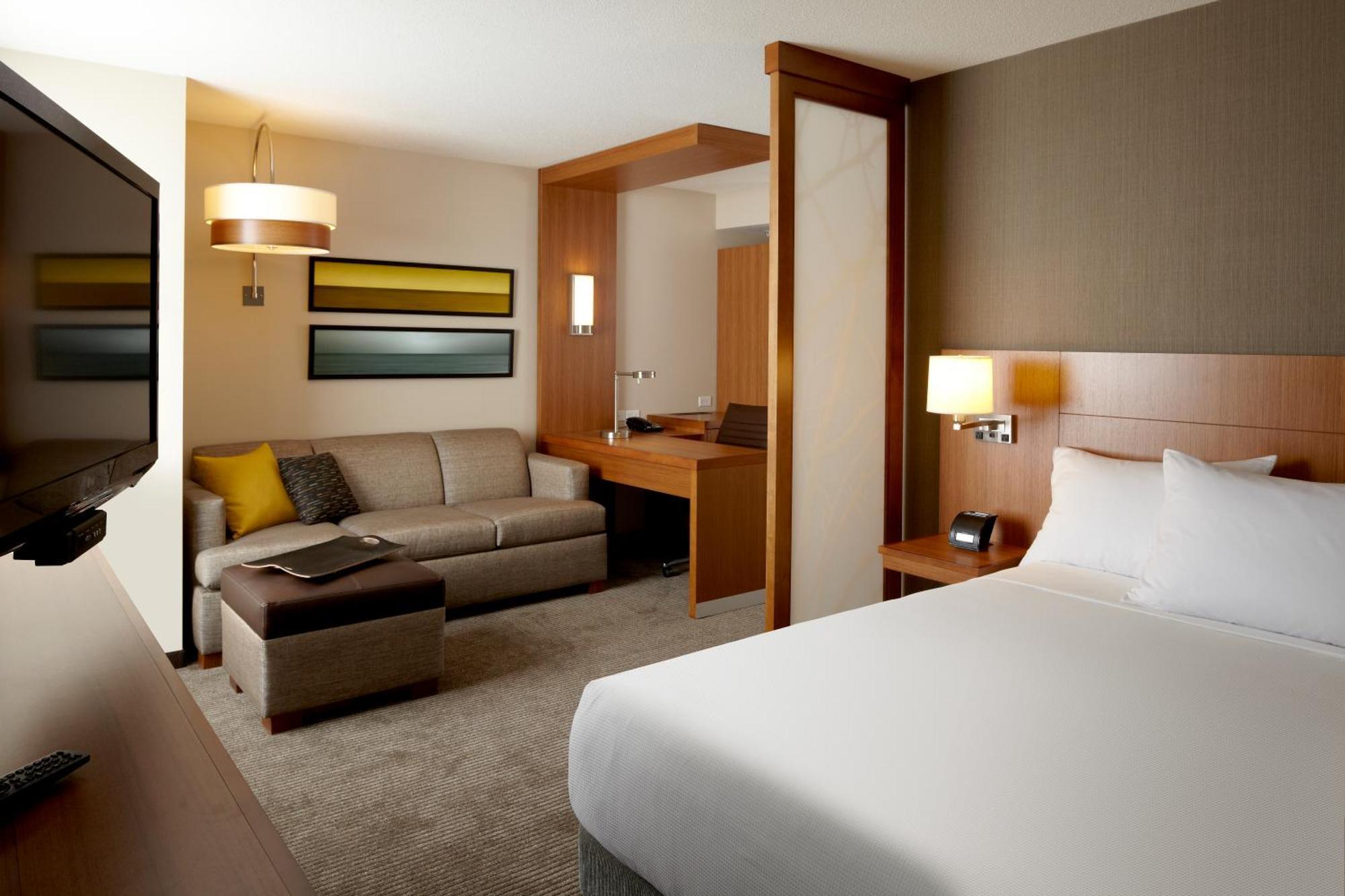 Hyatt Place At The Hollywood Casino Pittsburgh South Hotel 3*